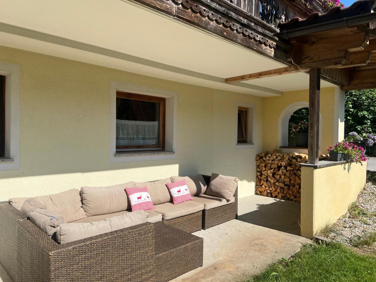 Ferienwohnung Steinbock Terrasse, Gartensauna, Garten, Grillplatz シュトゥンム エクステリア 写真