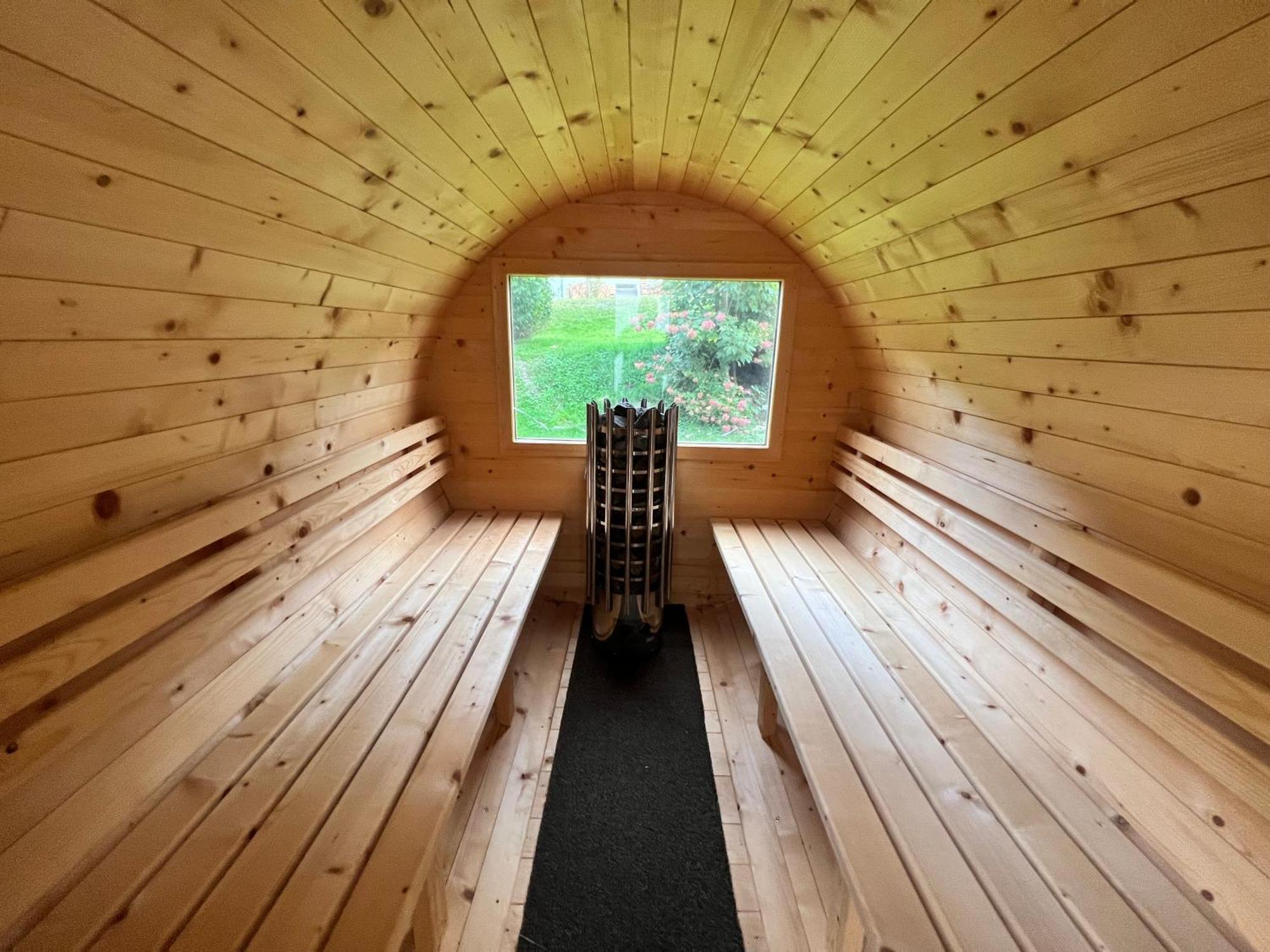Ferienwohnung Steinbock Terrasse, Gartensauna, Garten, Grillplatz シュトゥンム エクステリア 写真